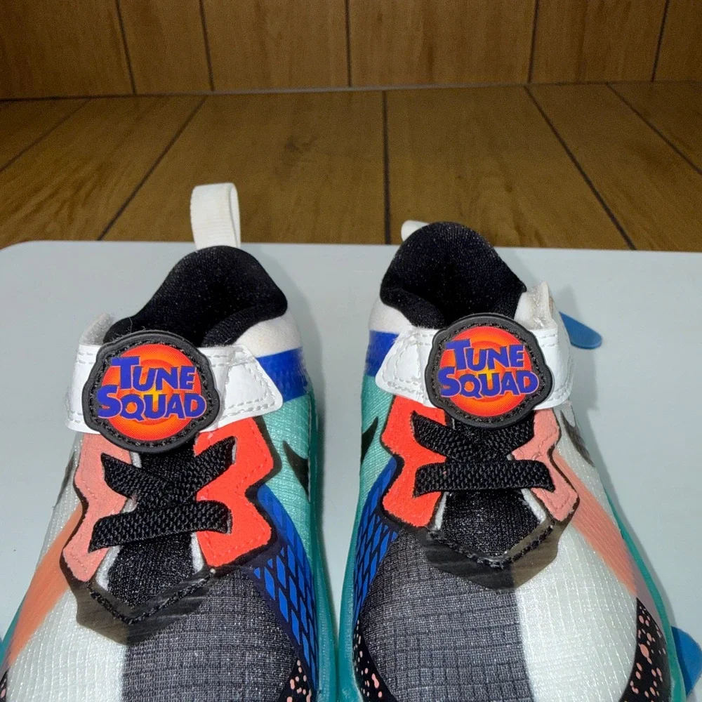 Nike LeBron 18 Low Space Jam Tune Squad Toddler Sneakers DJ3762-115 White 6C
